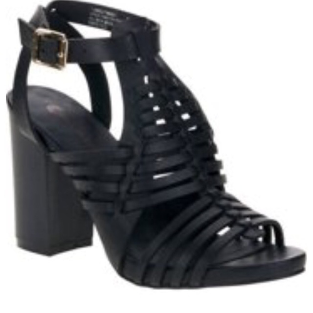 Black sandals